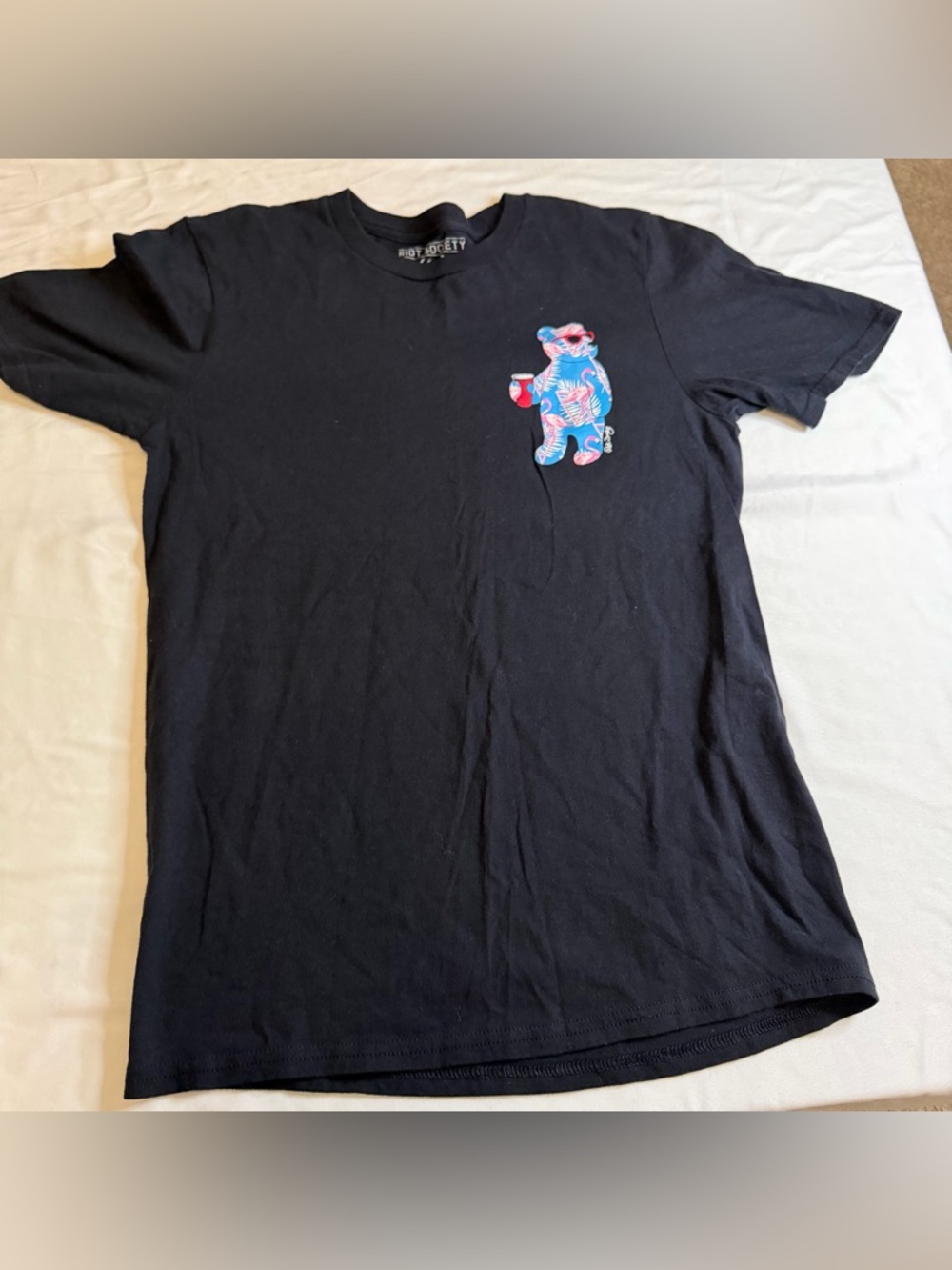 Riot Society Bear Graphic Crew Tee Black Cotton Short Sleeve Small Streetwear